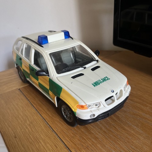 Bmw ambulance opening - 1, doors
