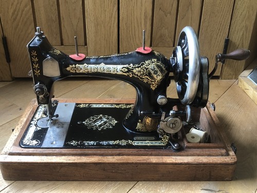 Antique singer sewing machine - antique,