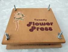 Vintage Tweedy Wooden Flower Press with Carboard Inserts  Measures 18cm Square