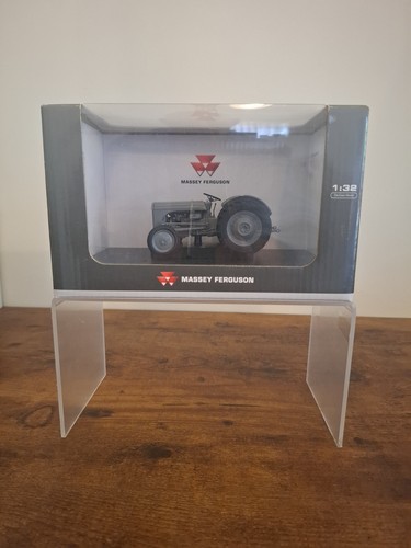Universal hobbies scale - 1/32,
