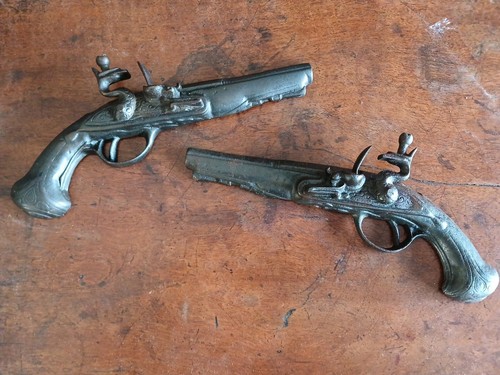 Vintage cast metal - vintage,