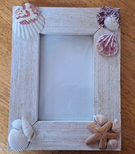Rustic Beach Theme Photo Frame With Shells 22.5 x 17 cm
