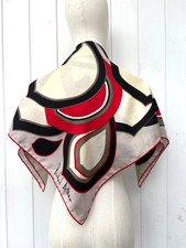 Richard Allan silk sq scarf vintage hand rolled edges vintage 72 cm