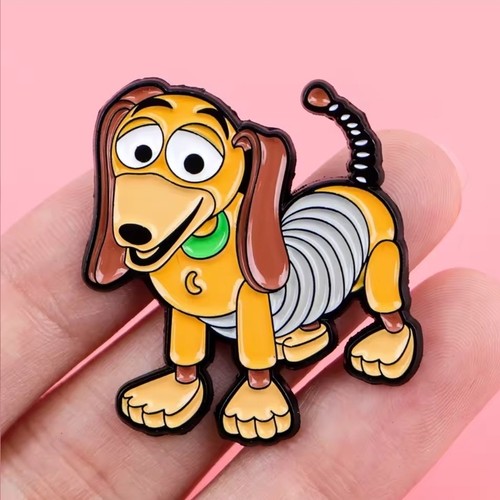 Slinky dog enamel - slinky, pin
