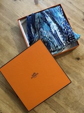 Hermes Women’s Blue & White