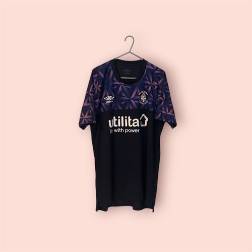 Luton town football shirt - luton,