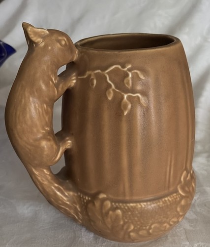 Vintage art deco sylvac - art,