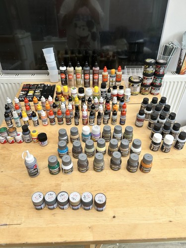 Huge model paint job - huge,