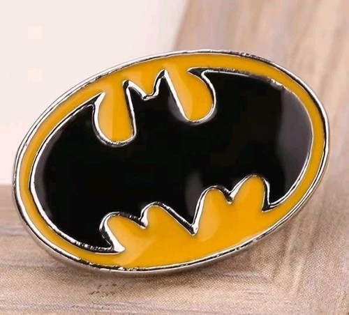 Batman logo pin badge new - logo,