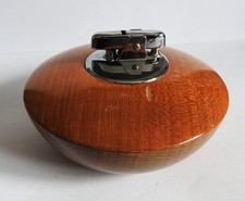 VINTAGE RONSON TABLE LIGHTER WITH CIRCULAR DARK WOOD MOUNT 11cm