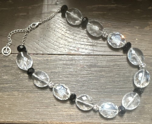 Trifari clear crystal - crystal, oval