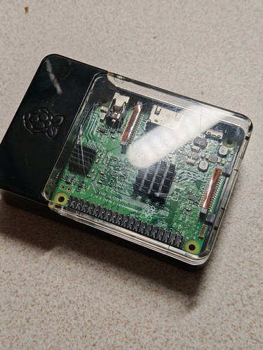 Raspberry model v1 2 - 3,