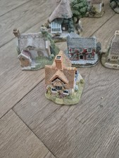 Lilliput Lane Duart Castle - The Scottish Collection Limited Edition 3000 Made. 