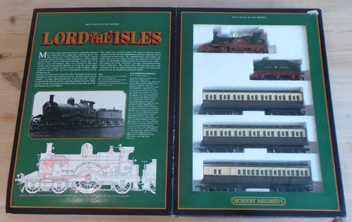 Hornby model railway train - model,