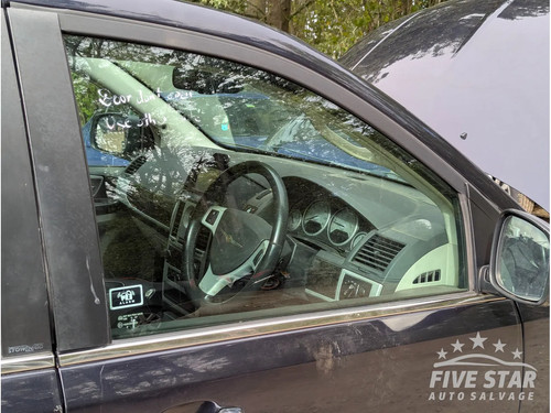 Chrysler grand voyager - grand, front