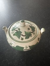 Wedgewood Napolean Ivy Sugar