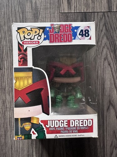 Funko pop heroes - judge, dredd