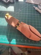 1 x Shoe Stretcher  Cedar Wood size 42/43 left foot only