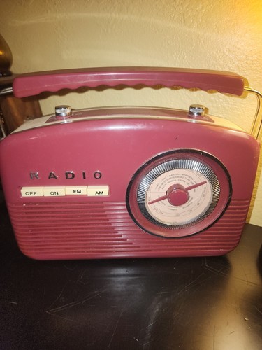 Red portable radio model - red,