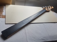 80's GODIN FRETLESS EBONY BASS