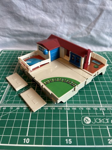 Micro machines suburban - micro,