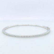De Beers DB Classic Bangle