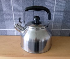 New Vintage Style Aluminium Stovetop Kettle With Integrated Whistle 2 Litre