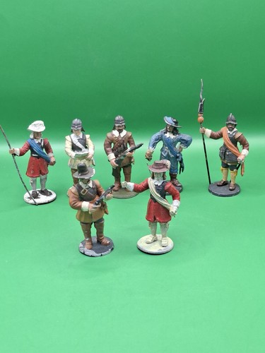 Lead toy soldiers - lead,
