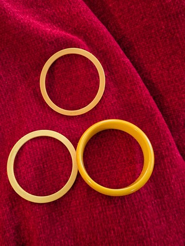 Bakelite butterscotch bangle - 3,