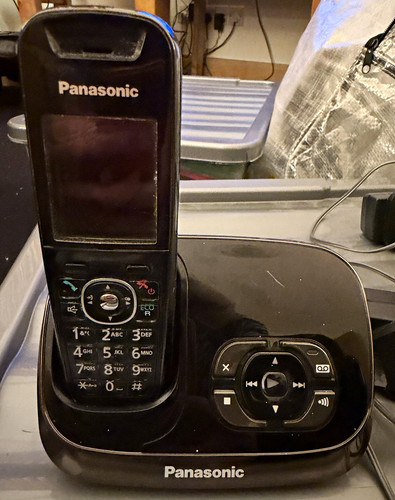 Panasonic tg8524eb - panasonic, kx-tg8524eb