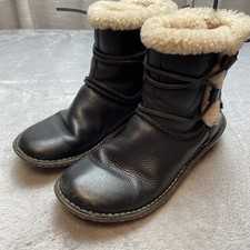 Ugg Womens Rianne Leather