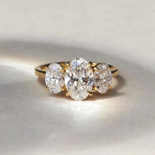 Oval cut ct white - cut, 2.70