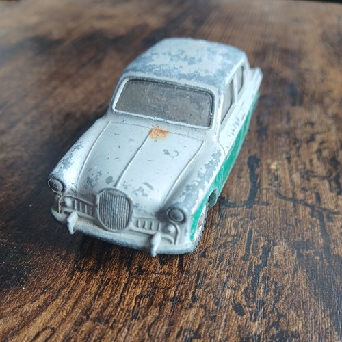Dinky toys 169 singer - #169, gazelle