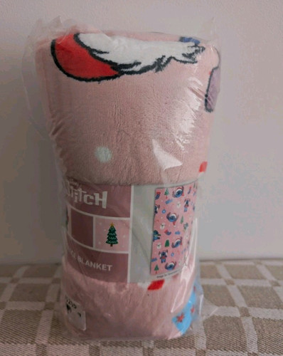 Disney home stitch christmas - disney,