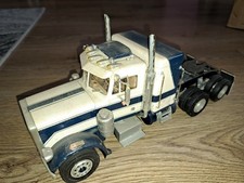 LORRY UNIT 1/24 MODEL KIT