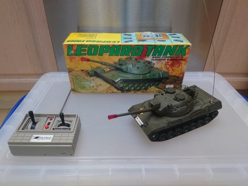 Leopard tank 417 radio - leopard,