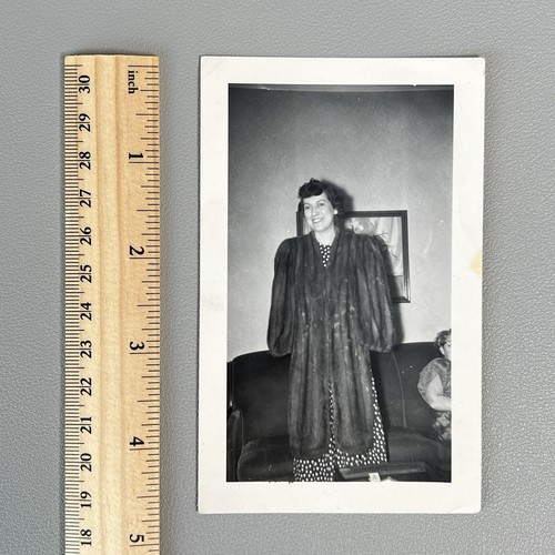 Vintage 1940s photo woman - 1940s,