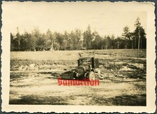 H2/10 WW2 ORIGINAL GERMAN WEHRMACHT PHOTO OF DESTROYED TRUCK
