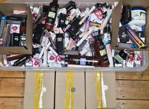 Joblot mixed avon items - avon, of