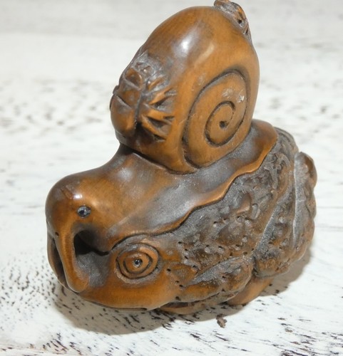 Japanese netsuke frog - netsuke, frog/toad
