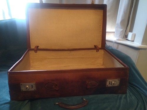 Pre loved vintage leather - pre-loved,
