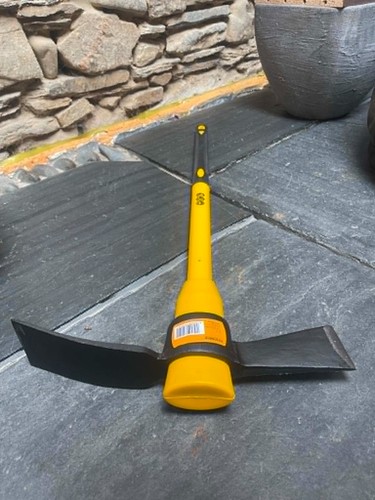 Roughneck fibreglass handled - roughneck,