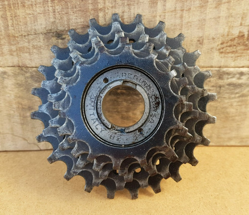 Vintage regina corsa - italy, 82