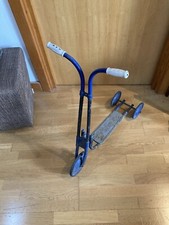 Vintage 1950s Triang 3 wheeled Scooter, Overpainted, Needs Restoration.