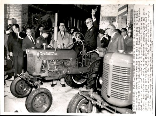 Lg82 1954 wire photo - ap,
