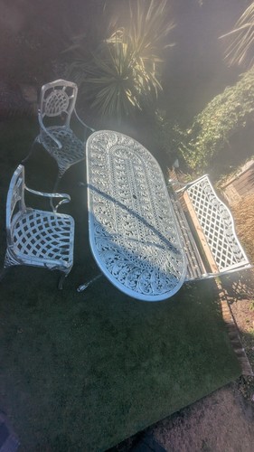 Cast iron grarden table with - cast, 2