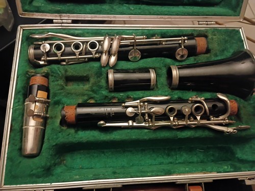 Boosey hawki clarinet - b, &
