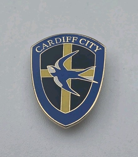 Cardiff city pin badge - cardiff,
