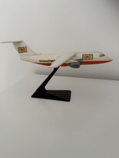 TNT Express Cargo Plane Model Airline Scale 1/200 Push Fit Model BAE-146