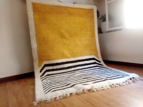 Moroccan handmade rug beni - moroccan,
